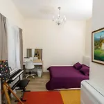 Emi's Golem (Tirana)