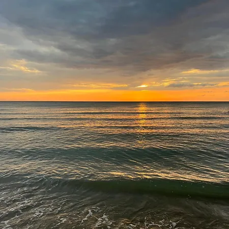 Villa Emi's Golem (Tirana)